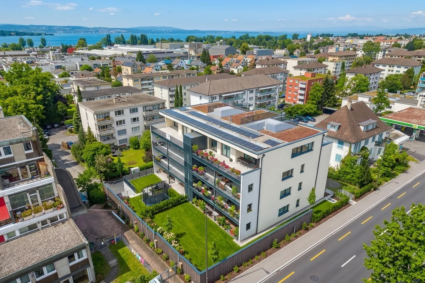 Geräumige Wohnung mit grossem Balkon - Foto 4 von 5