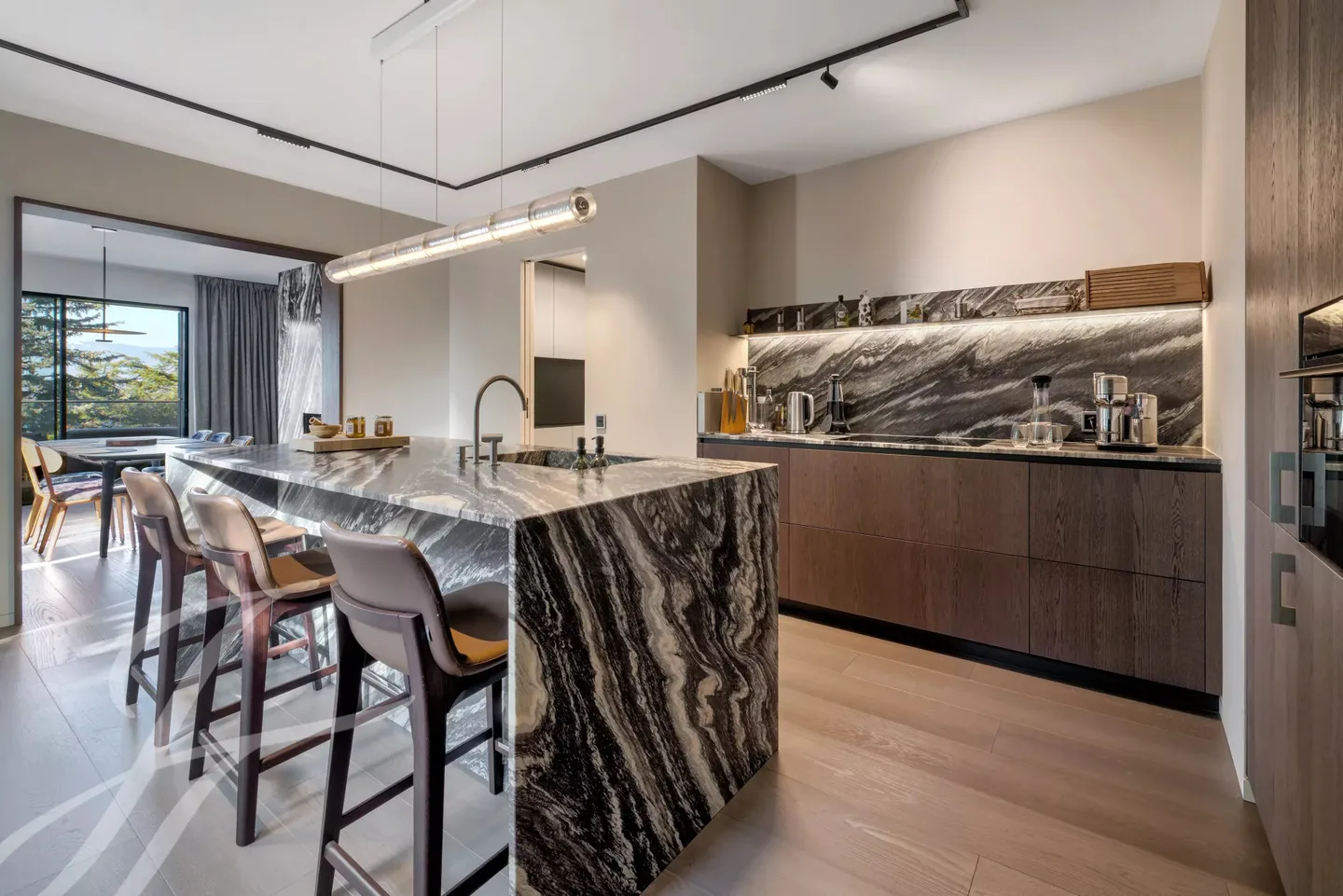 Villa Elegante con Vista Lago - Foto 2 di 18