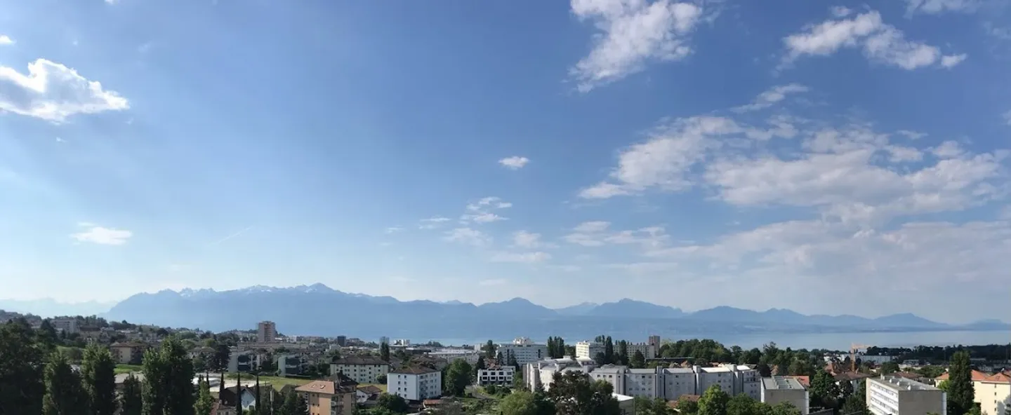 I tuoi uffici a Renens di 250 m2 al piano alto - Foto 1 di 7