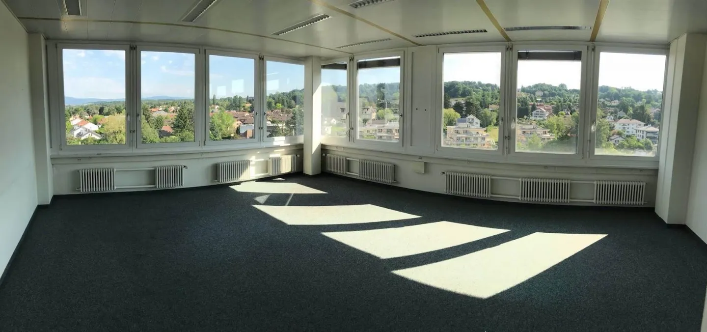 I tuoi uffici a Renens di 250 m2 al piano alto - Foto 2 di 7