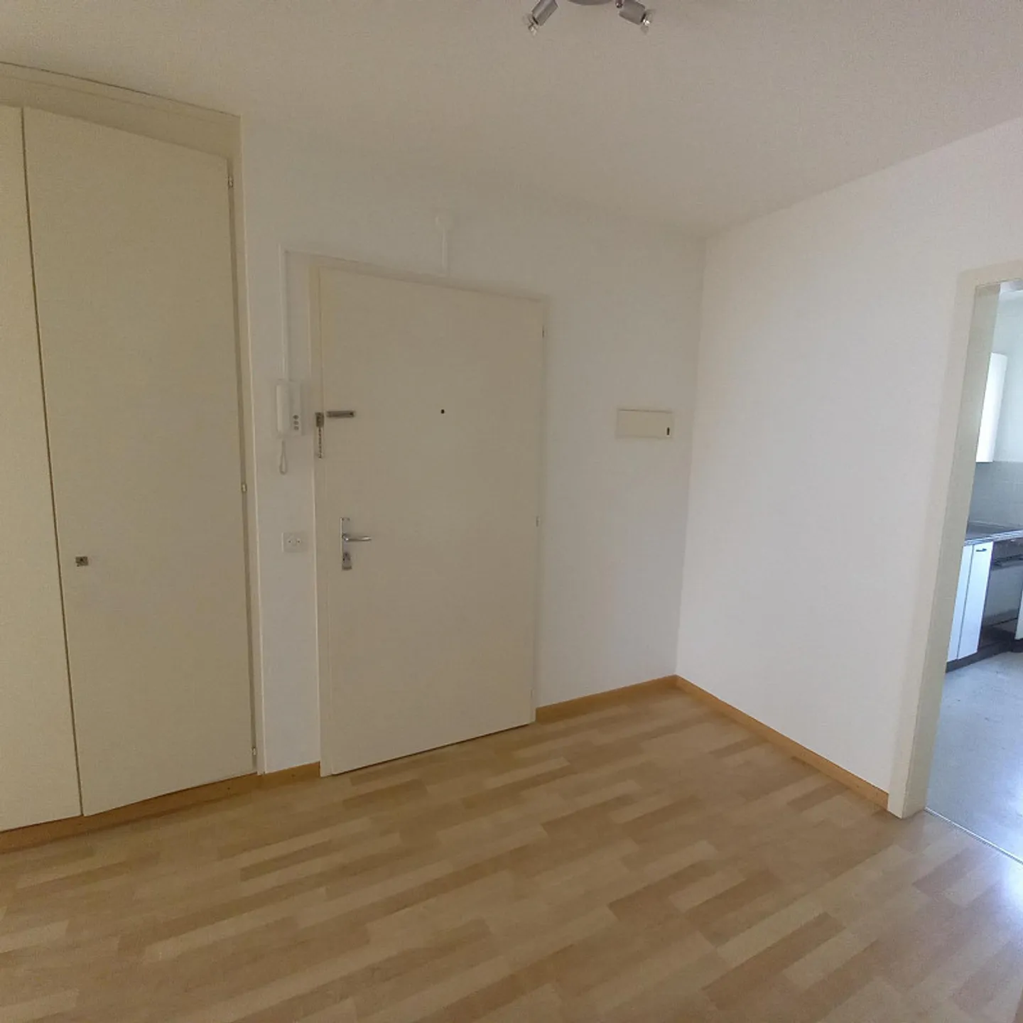 Appartement 3 pièces - Photo 3 sur 6