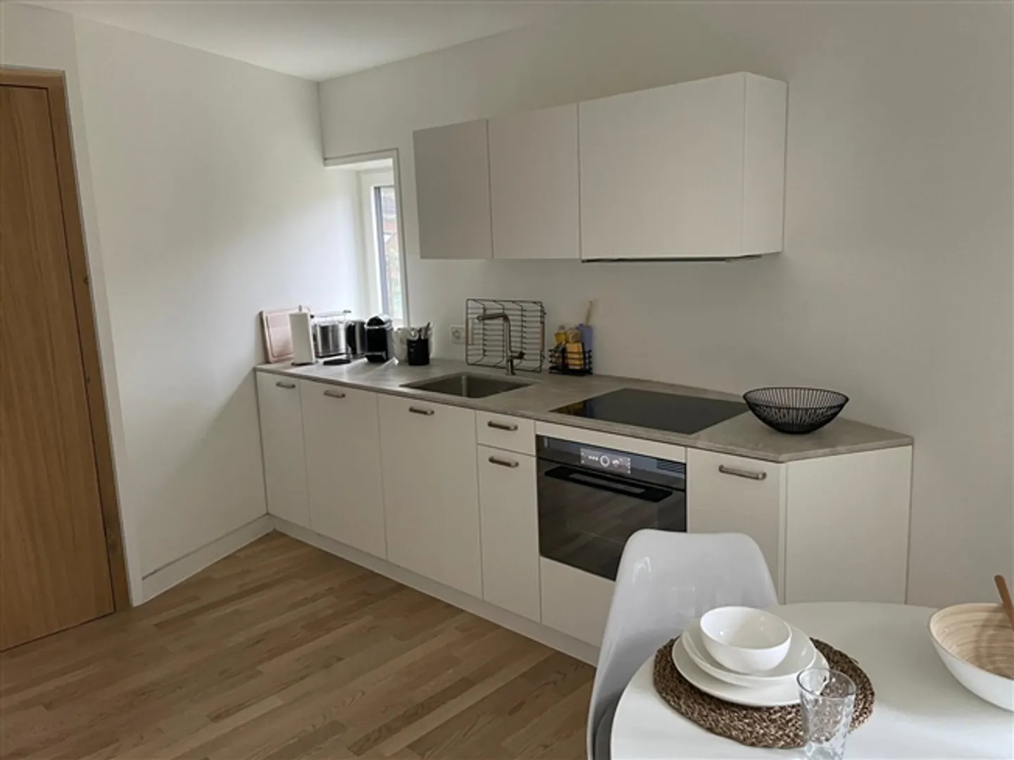 High-quality furnished studios for rent in a very central location, near ZHAW, KSW, and the old town - Photo 4 of 10