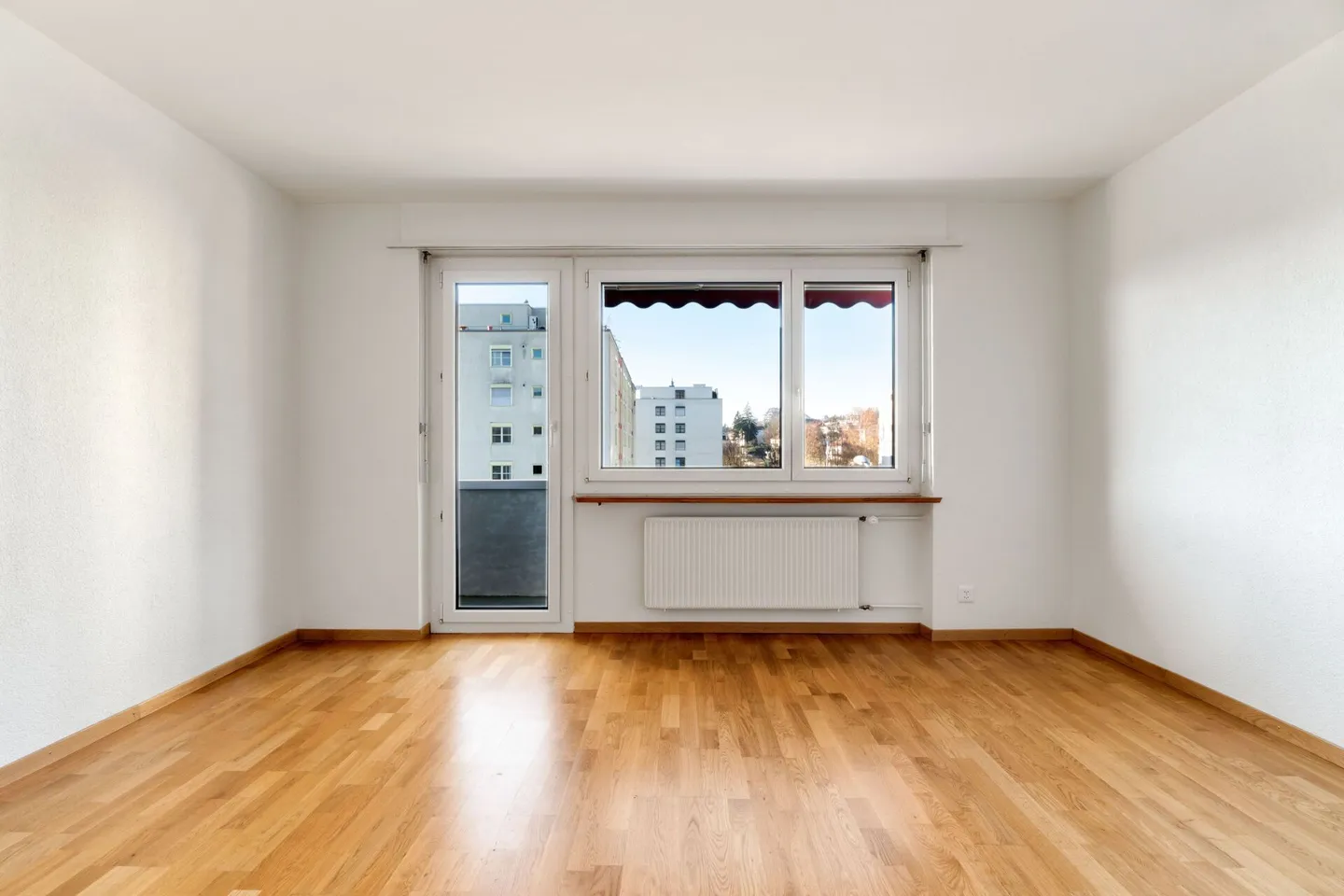 Spacieux appartement de 4.5 pièces avec vue imprenable à Delémont - Photo 5 sur 13