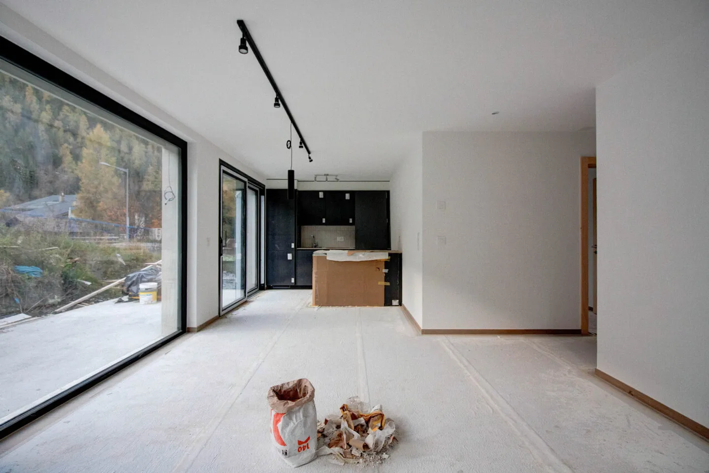 Appartement neuf / charges comprise - Photo 3 sur 4