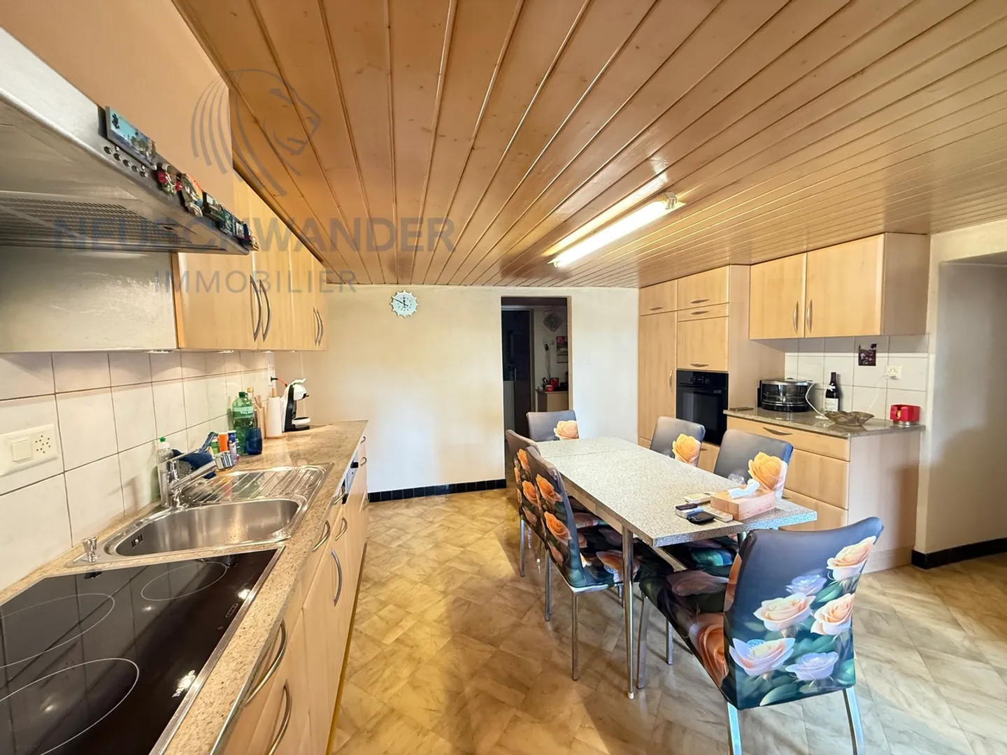 Residential building for sale - Photo 18 of 25