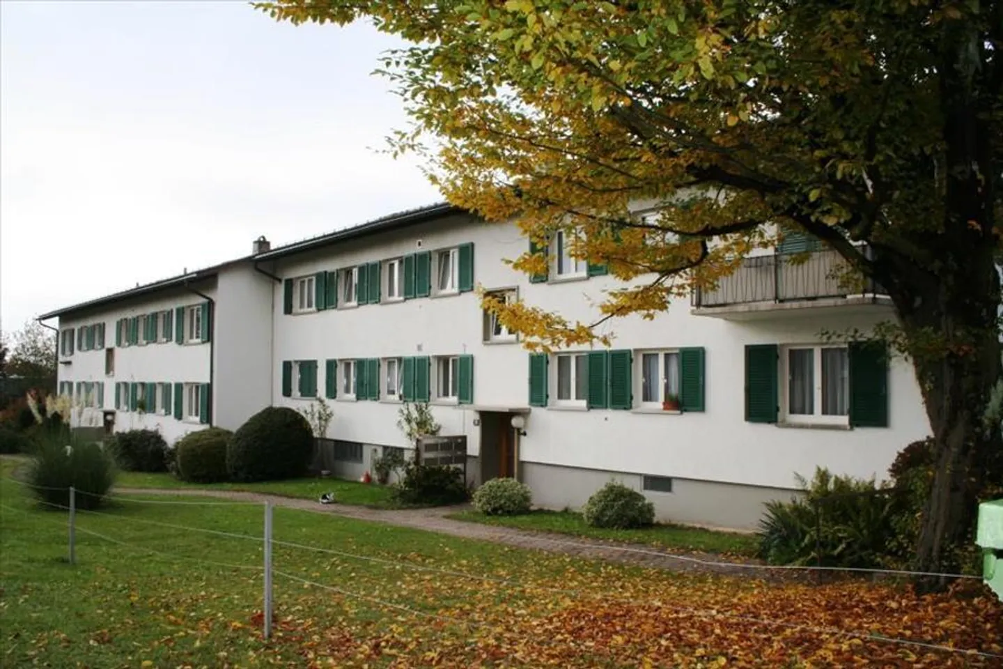Appartamento tranquillo con 3 camere in una casa di 6 famiglie cerca TE!! - Foto 2 di 10