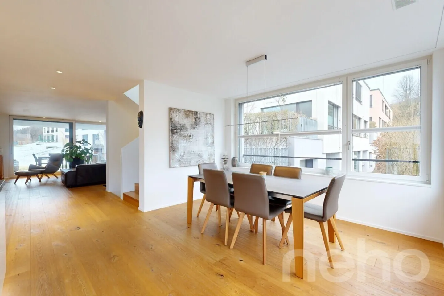 Maison de famille moderne en coin avec jardin ensoleillé - Photo 2 sur 12