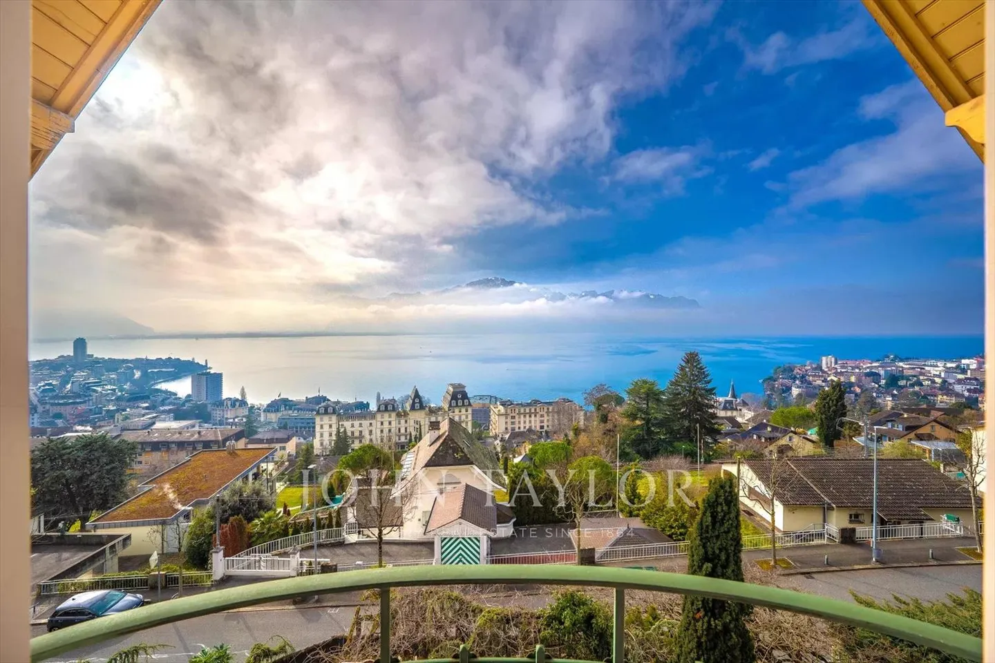 ESCLUSIVO: Proprietà straordinaria con vista panoramica - Foto 2 di 9