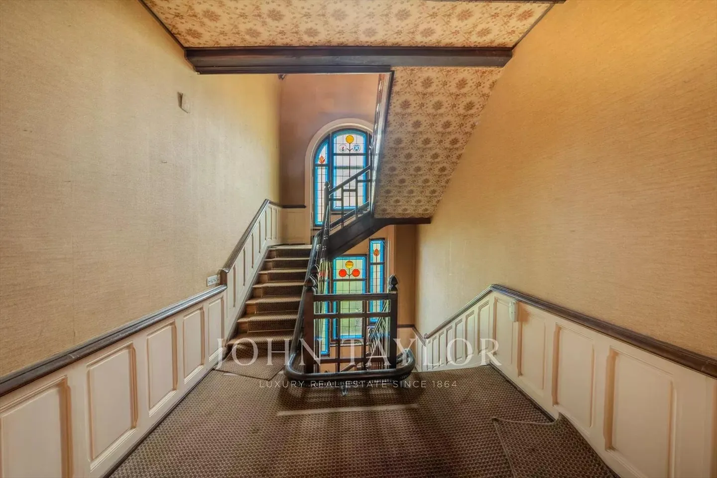 ESCLUSIVO: Proprietà straordinaria con vista panoramica - Foto 4 di 9