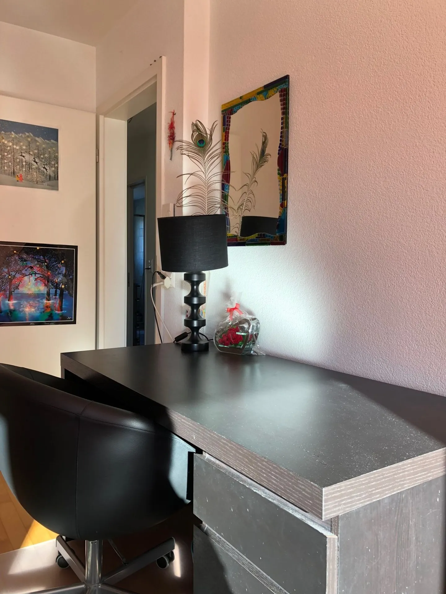 Helles WG-Zimmer in ruhiger Lage in Uster, nah zum Greifensee - Foto 4 von 16