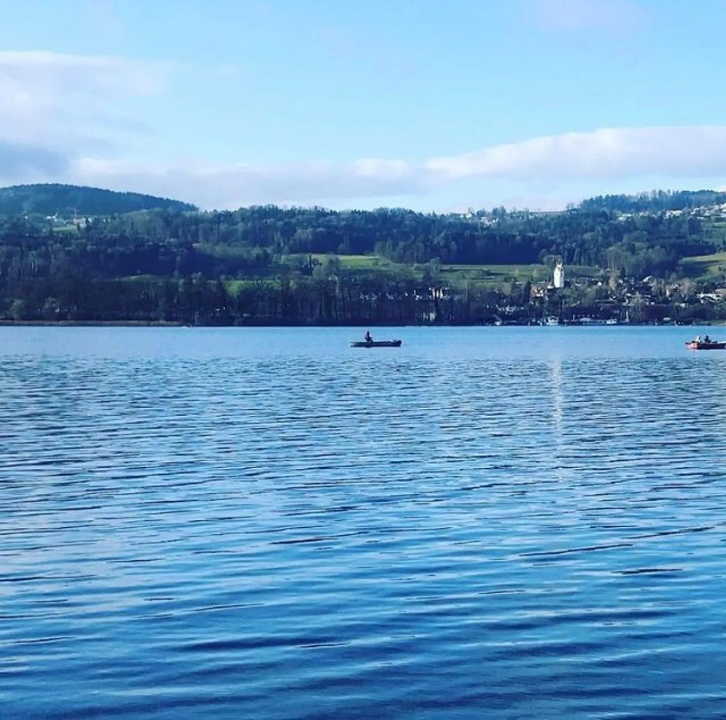 Helles WG-Zimmer in ruhiger Lage in Uster, nah zum Greifensee - Foto 11 von 16