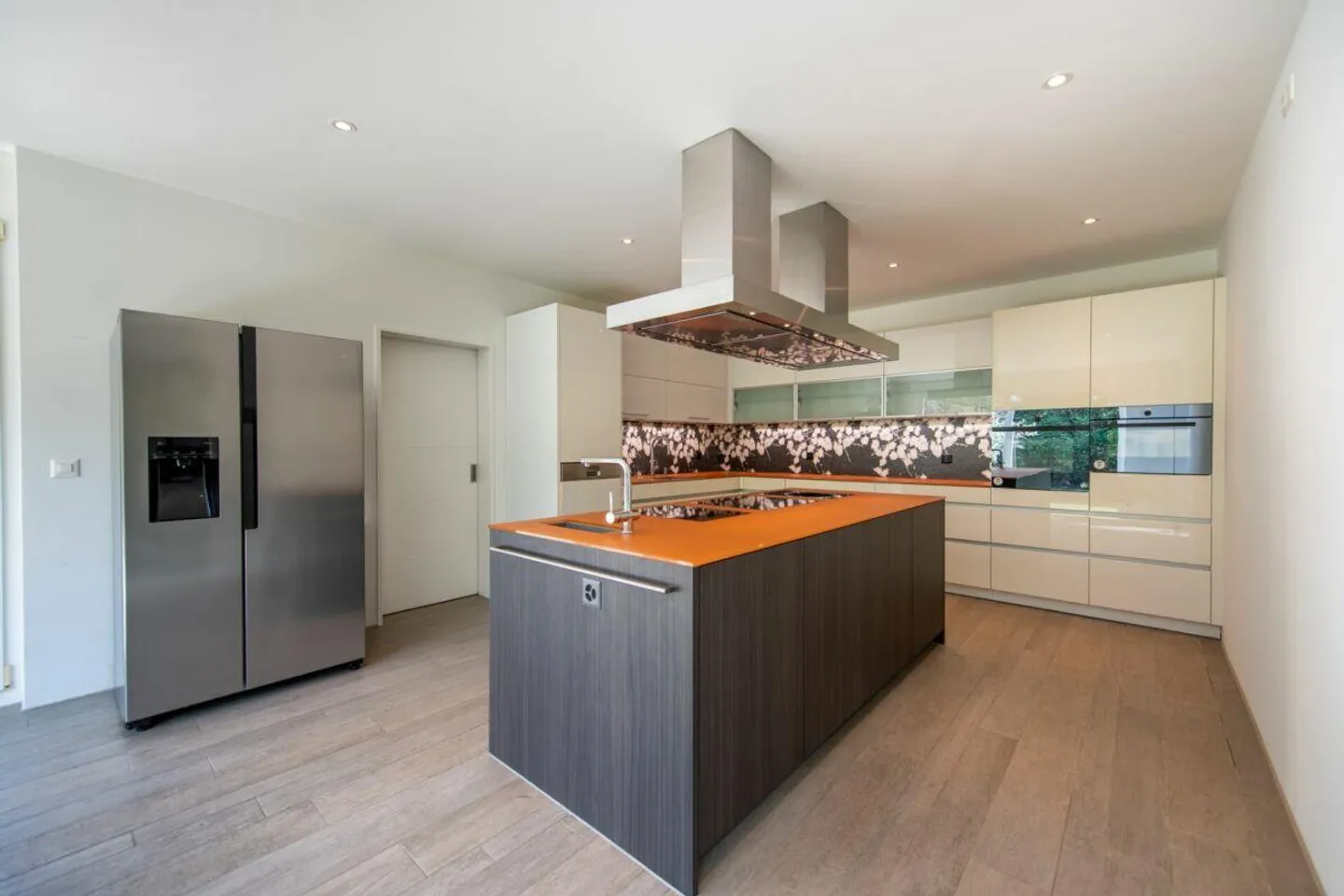 Modern design meets highest living comfort - Photo 3 of 30