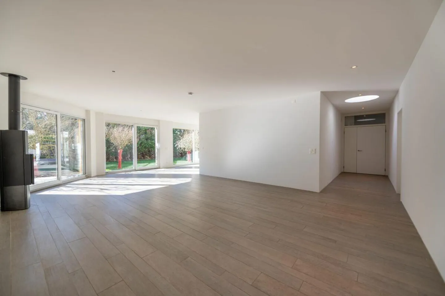 Modern design meets highest living comfort - Photo 9 of 30