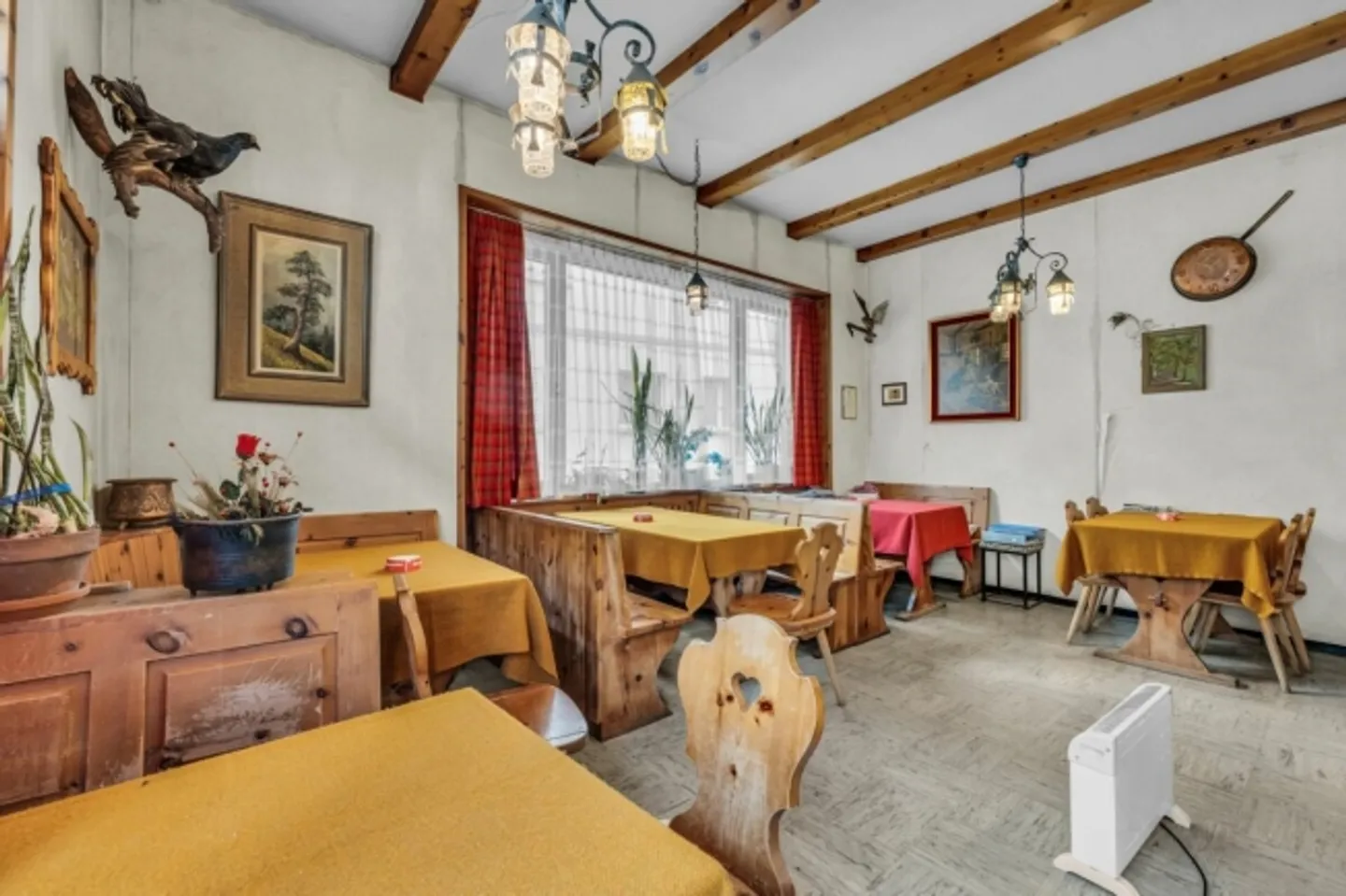 Historical Commercial and Residential Building - Photo 3 of 14