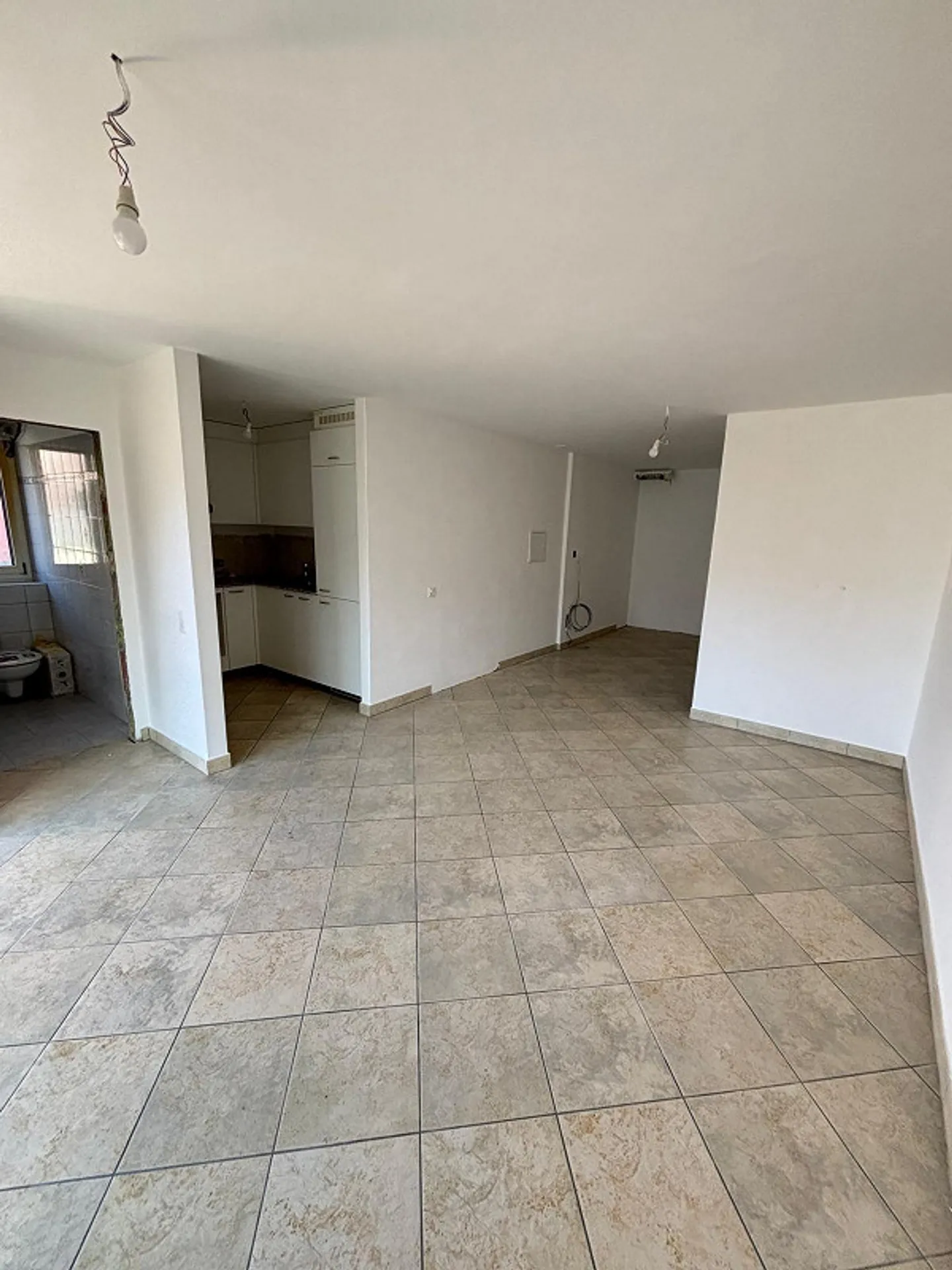 Accogliente bilocale al piano terra a Bellinzona - Foto 1 di 6