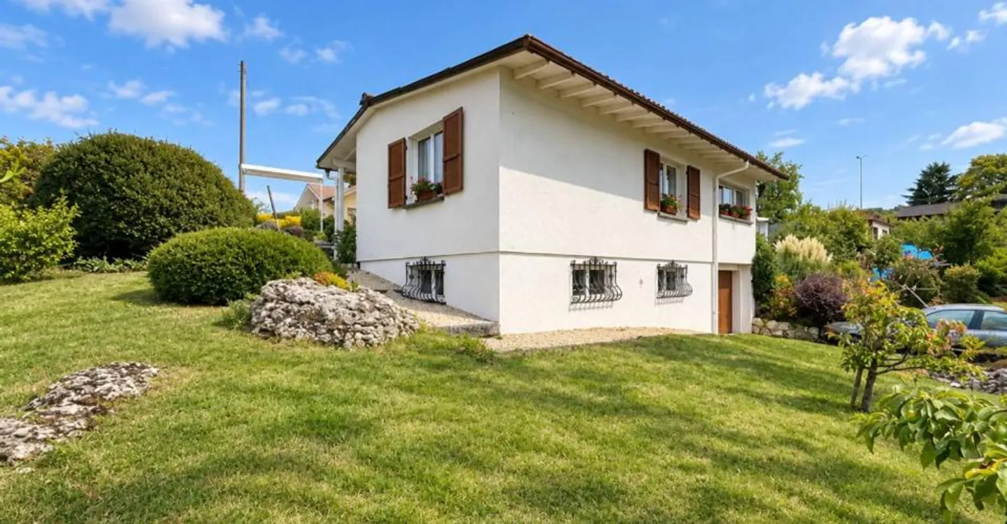 Villa individuelle avec un beau jardin à La Sarraz - Foto 4 von 12