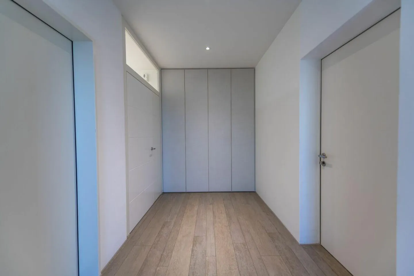 Modern design meets highest living comfort - Photo 20 of 30