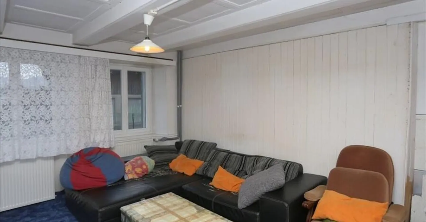 Affascinante Casa Familiare ad Alle - Foto 4 di 12