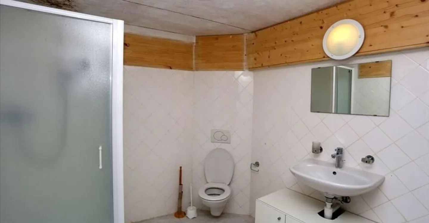 Affascinante Casa Familiare ad Alle - Foto 7 di 12