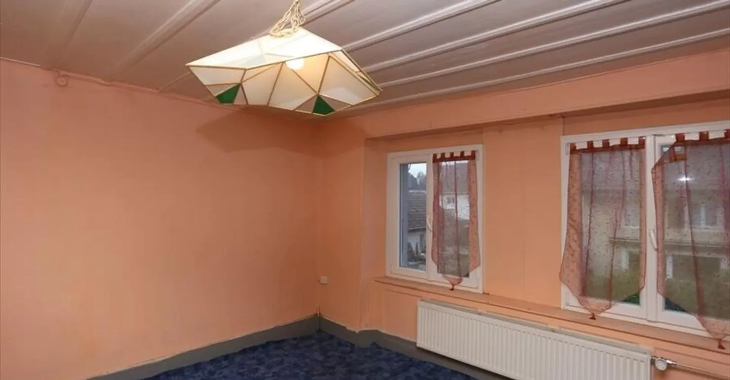 Affascinante Casa Familiare ad Alle - Foto 10 di 12