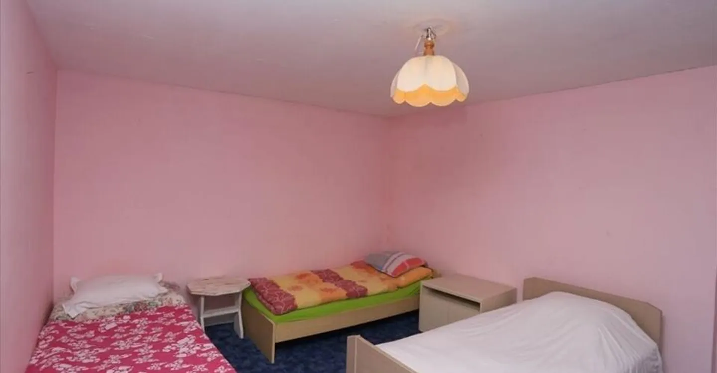 Affascinante Casa Familiare ad Alle - Foto 11 di 12