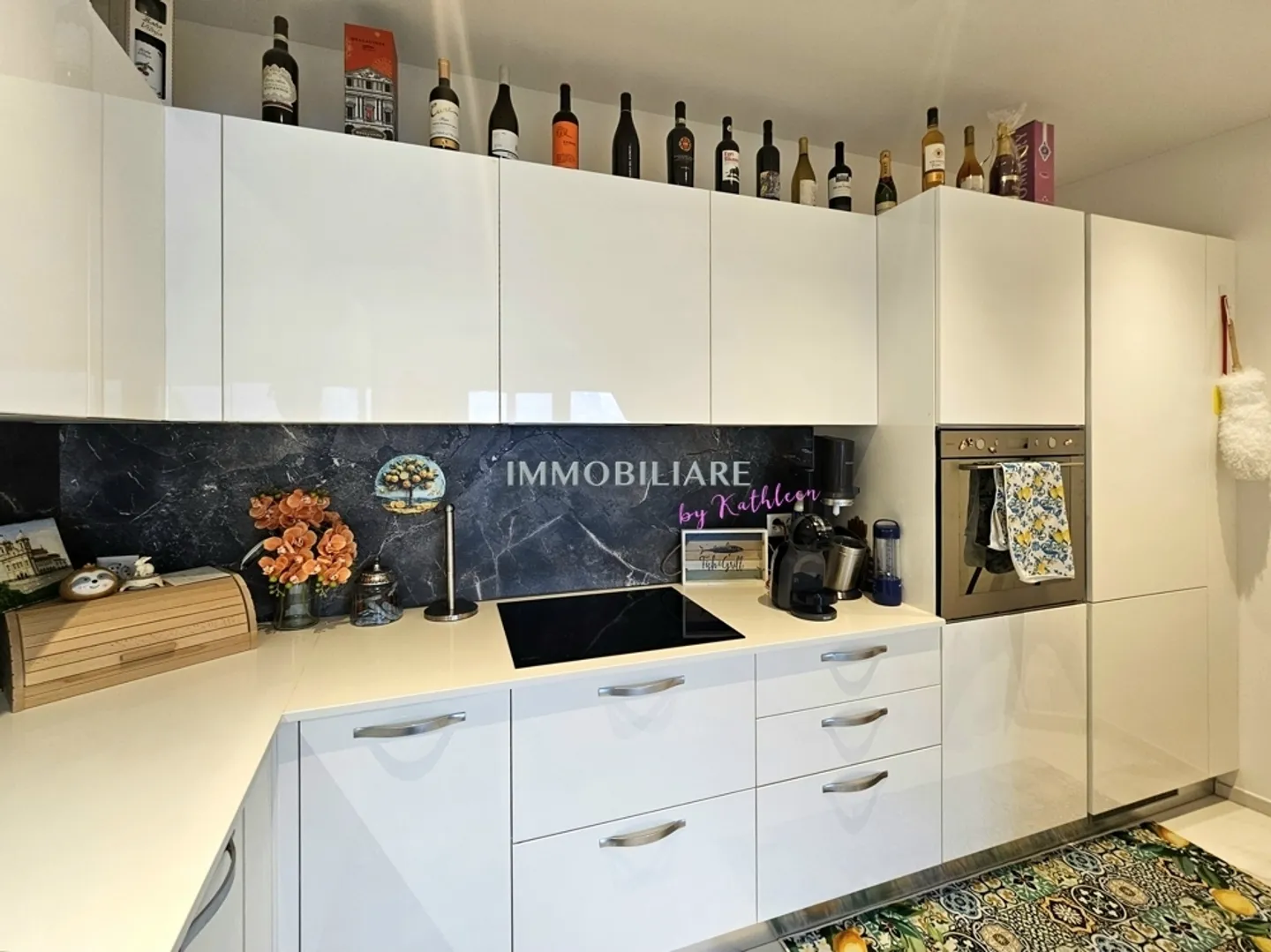Appartamento ristrutturato con vista lago e garage, accesso pubblico al lago di fronte - Foto 10 di 13