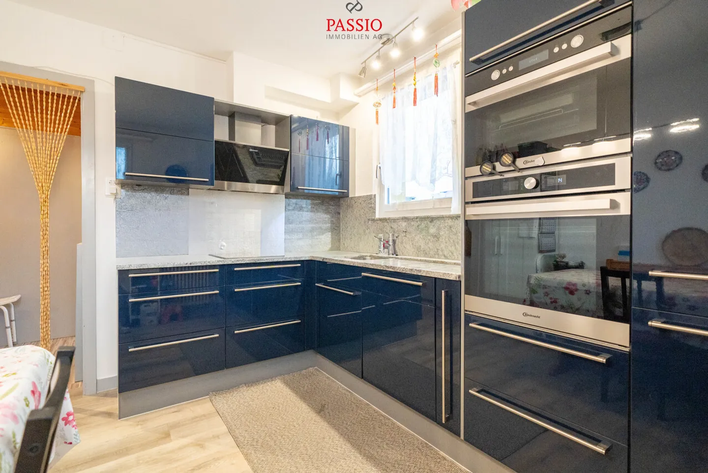 Casa multifamiliare versatile con potenziale a Biel/Bienne - Foto 7 di 28