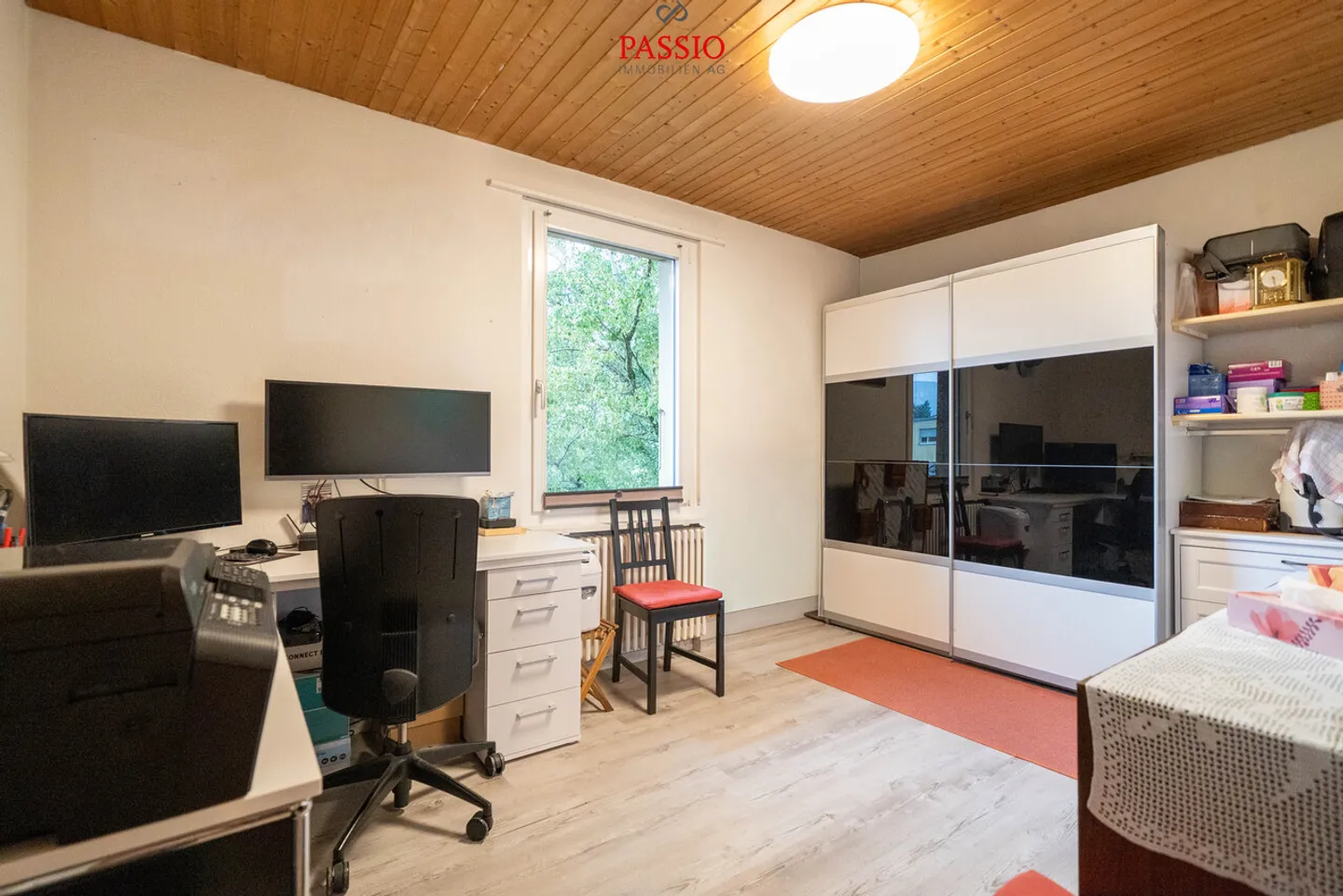 Casa multifamiliare versatile con potenziale a Biel/Bienne - Foto 10 di 28