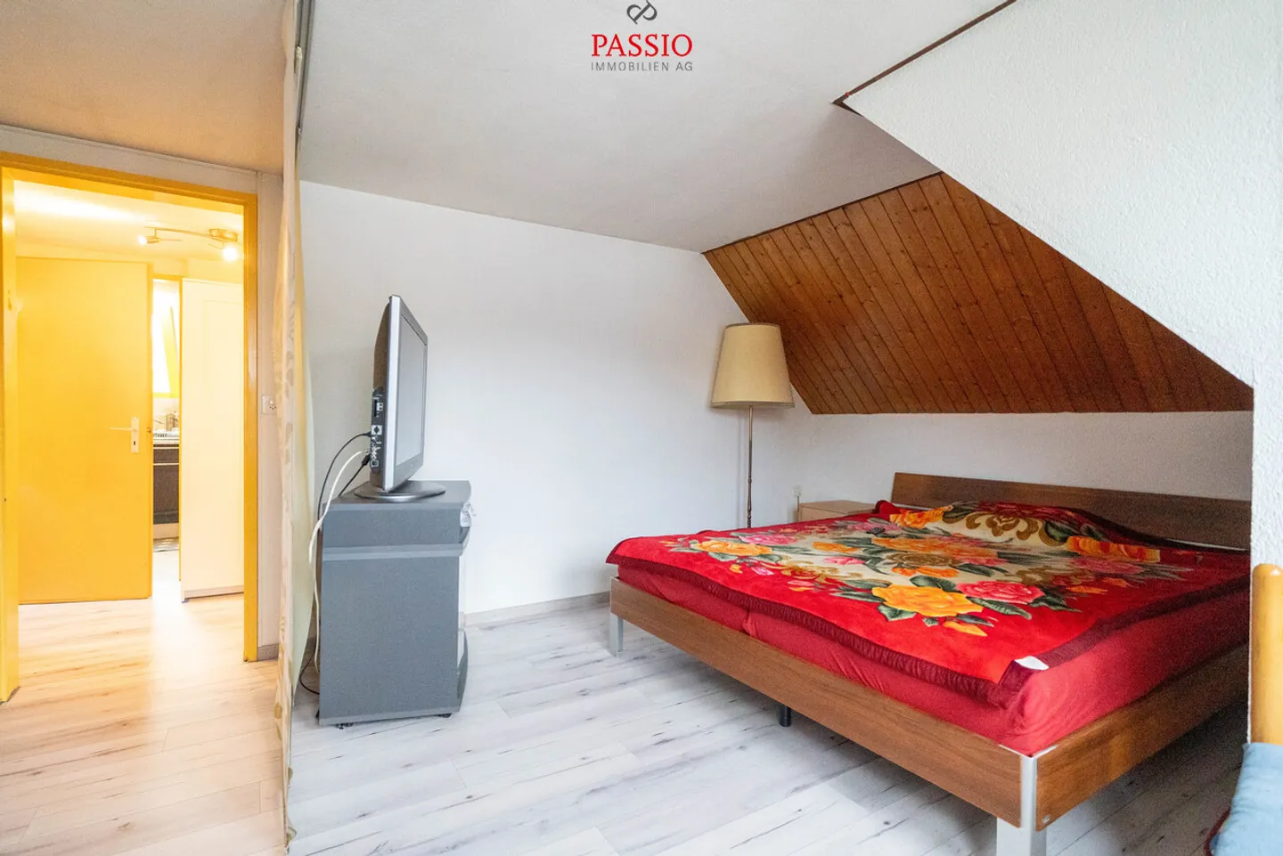 Casa multifamiliare versatile con potenziale a Biel/Bienne - Foto 13 di 28