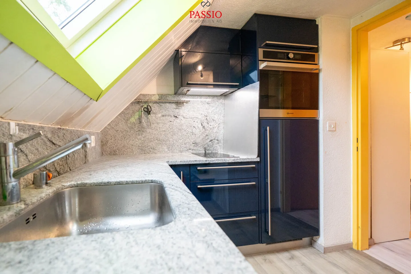 Casa multifamiliare versatile con potenziale a Biel/Bienne - Foto 15 di 28