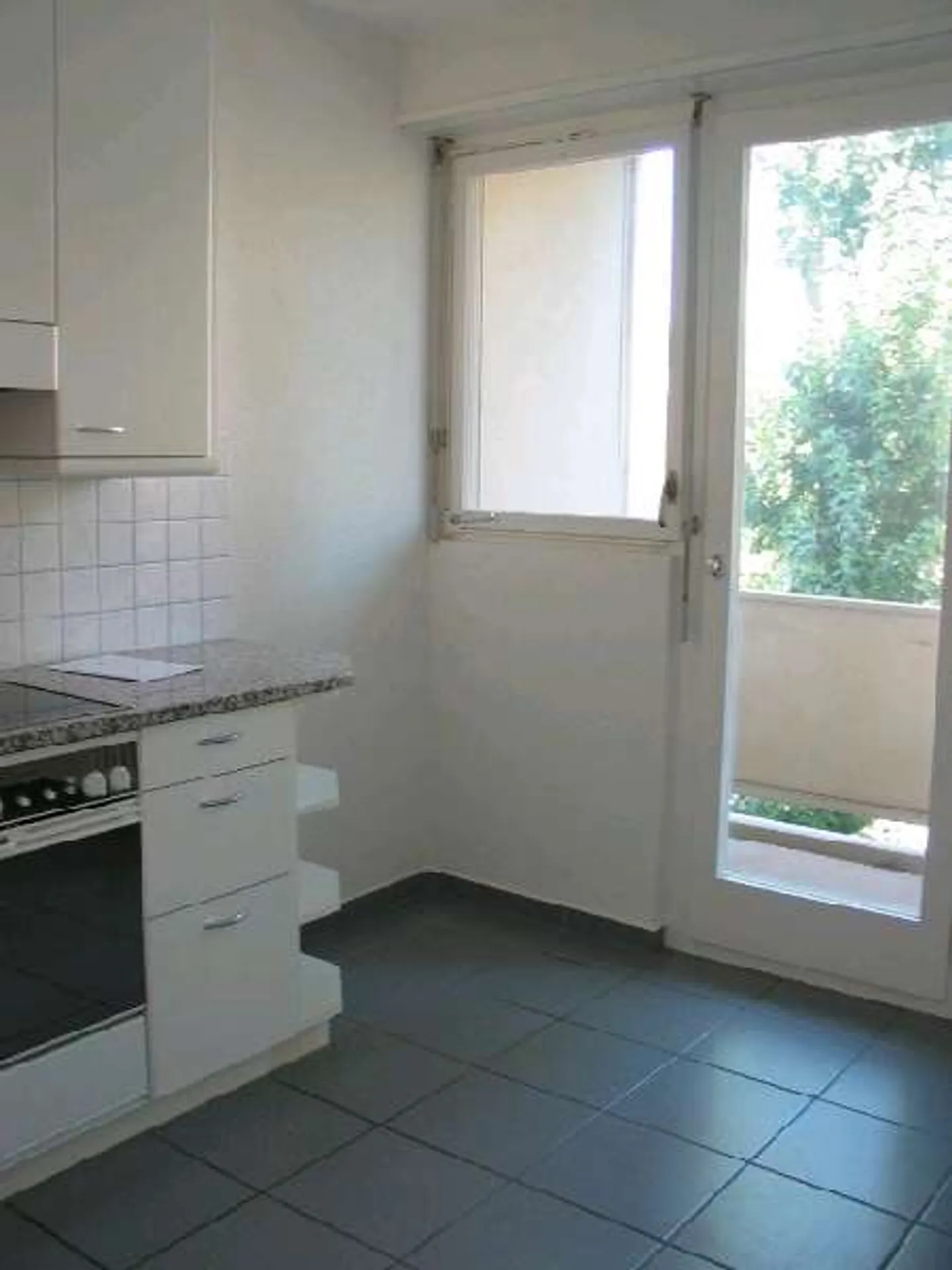 Appartement 4 pièces bien entretenu à Gellert ! - Photo 5 sur 7