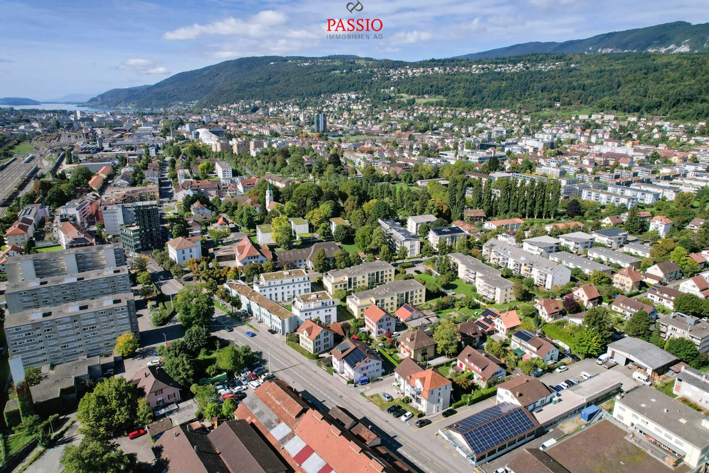 Casa multifamiliare versatile con potenziale a Biel/Bienne - Foto 28 di 28