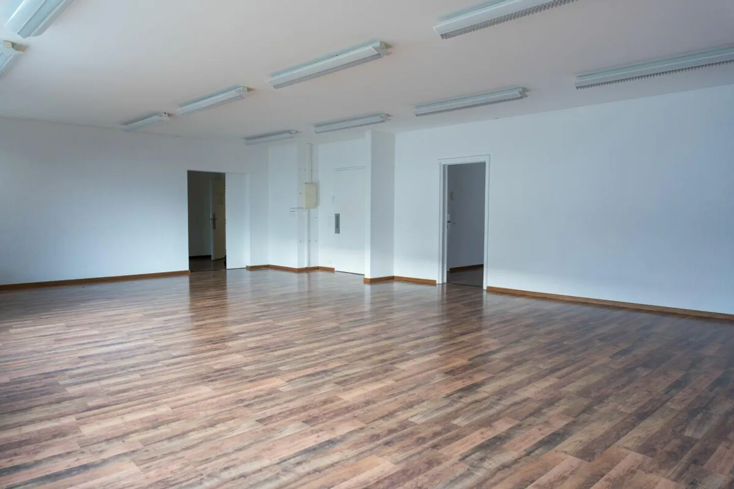 Spazi per uffici moderni in una posizione centrale nel centro di Biel/Bienne - Foto 4 di 9