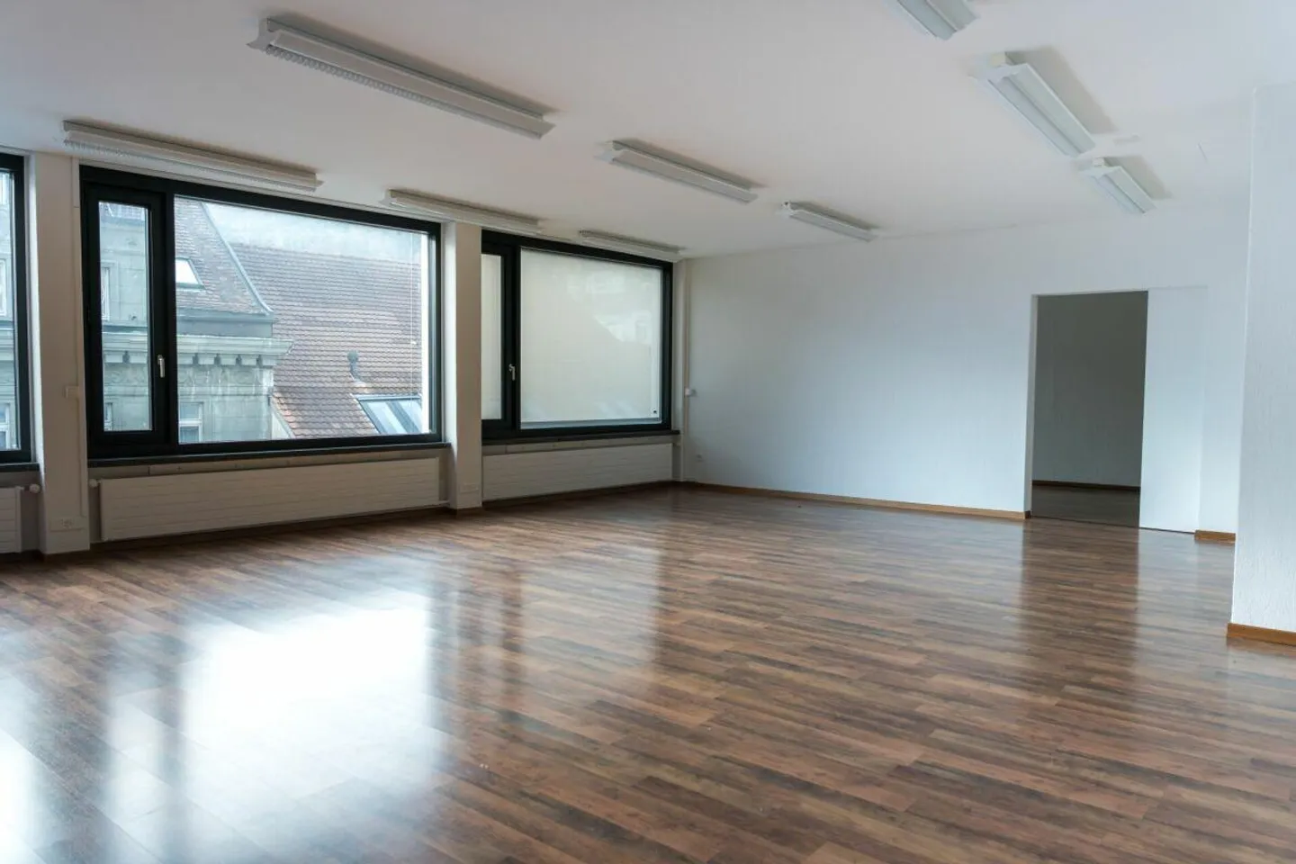 Spazi per uffici moderni in una posizione centrale nel centro di Biel/Bienne - Foto 7 di 9