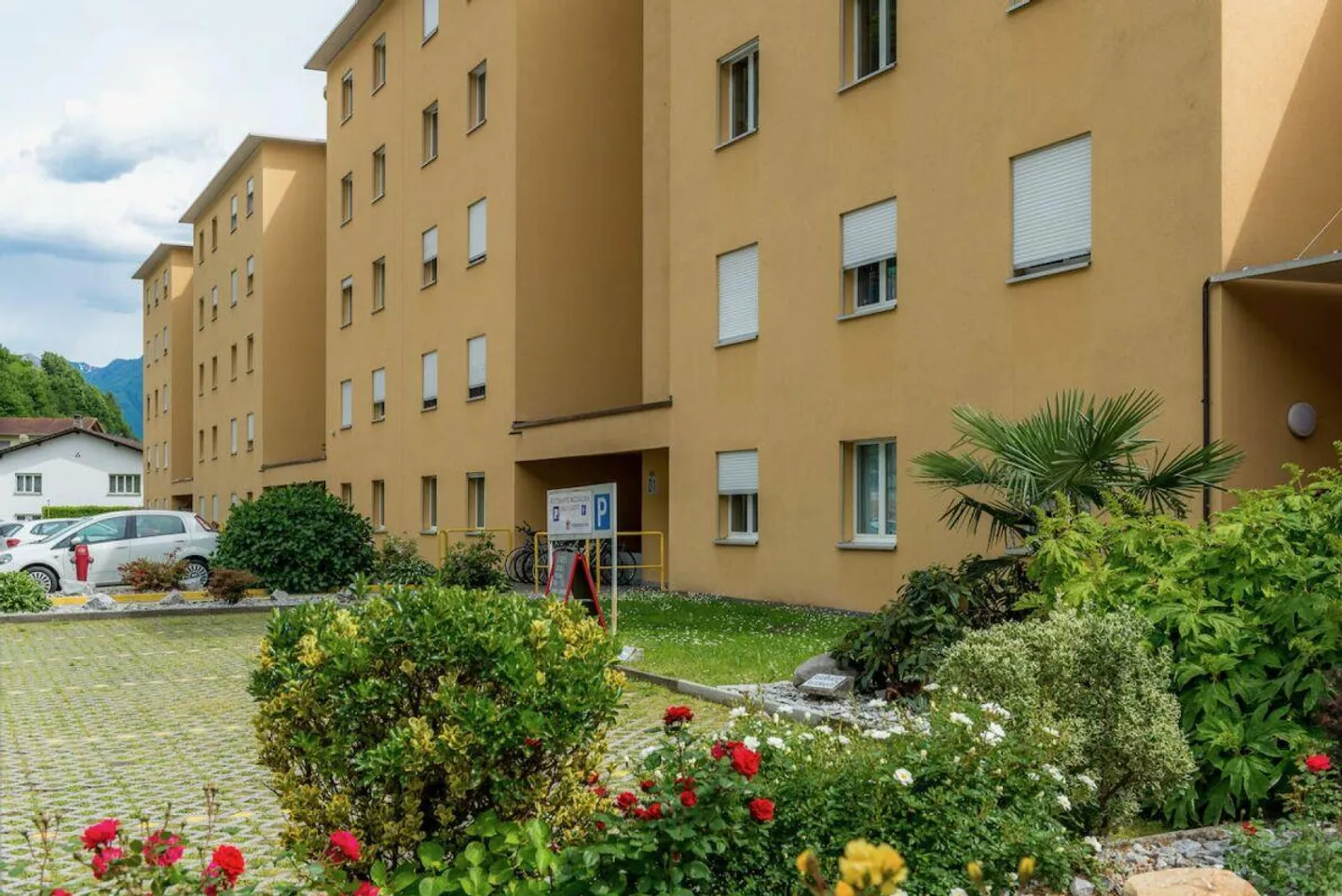 Appartamento spazioso con vista lago - Foto 3 di 7