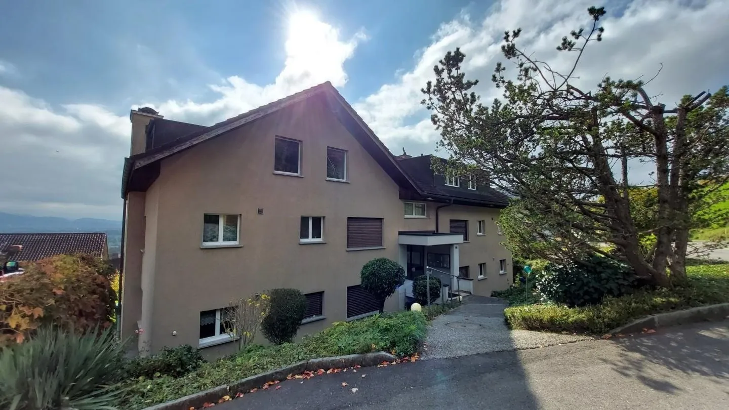 5.5-Zi. Wohnung - Foto 1 von 12