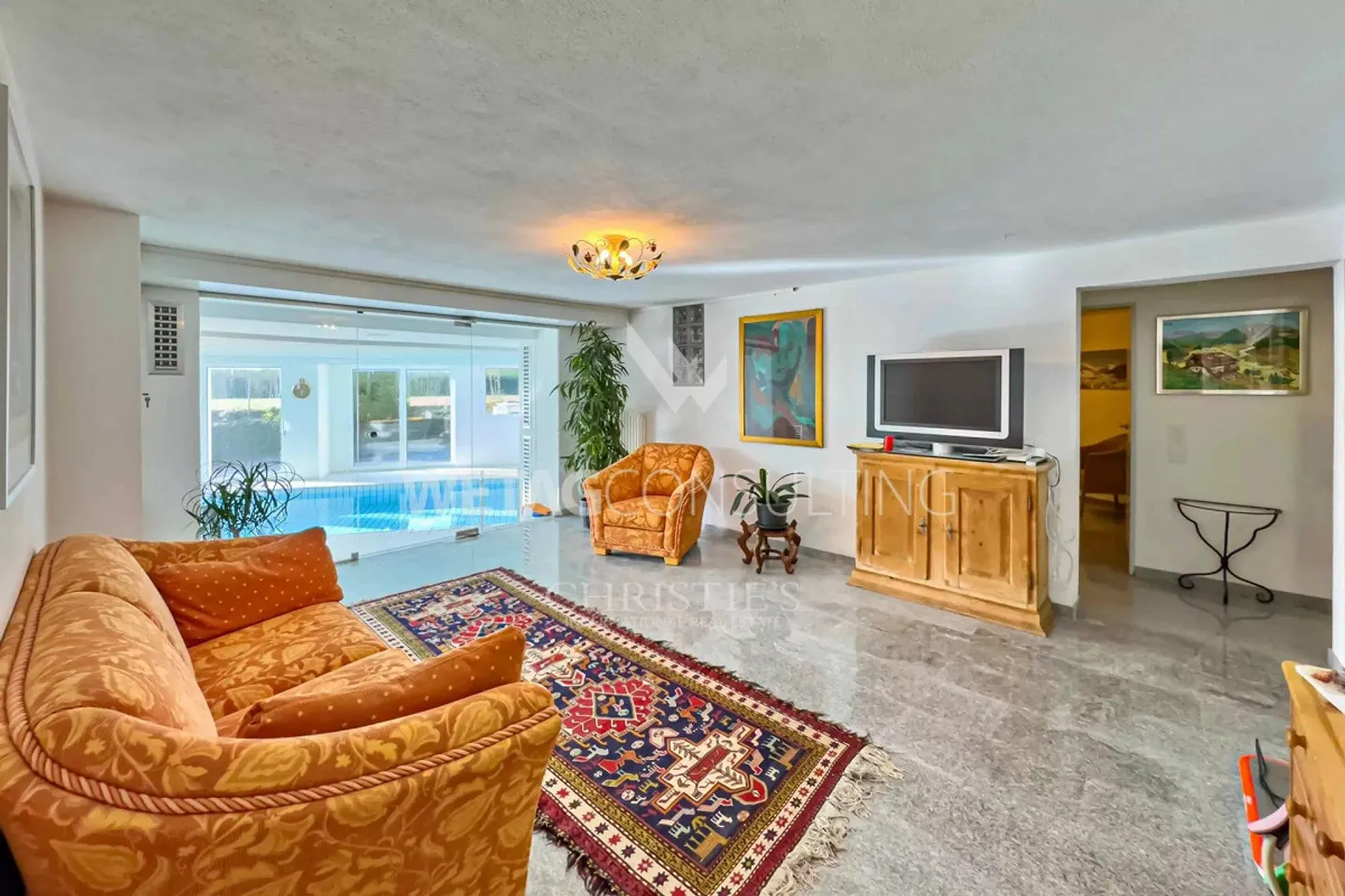 Lugano-Curio : villa élégante avec piscine intérieure, dépendance pour invités indépendante et possibilité d'une résidence secondaire à vendre - Photo 8 sur 13