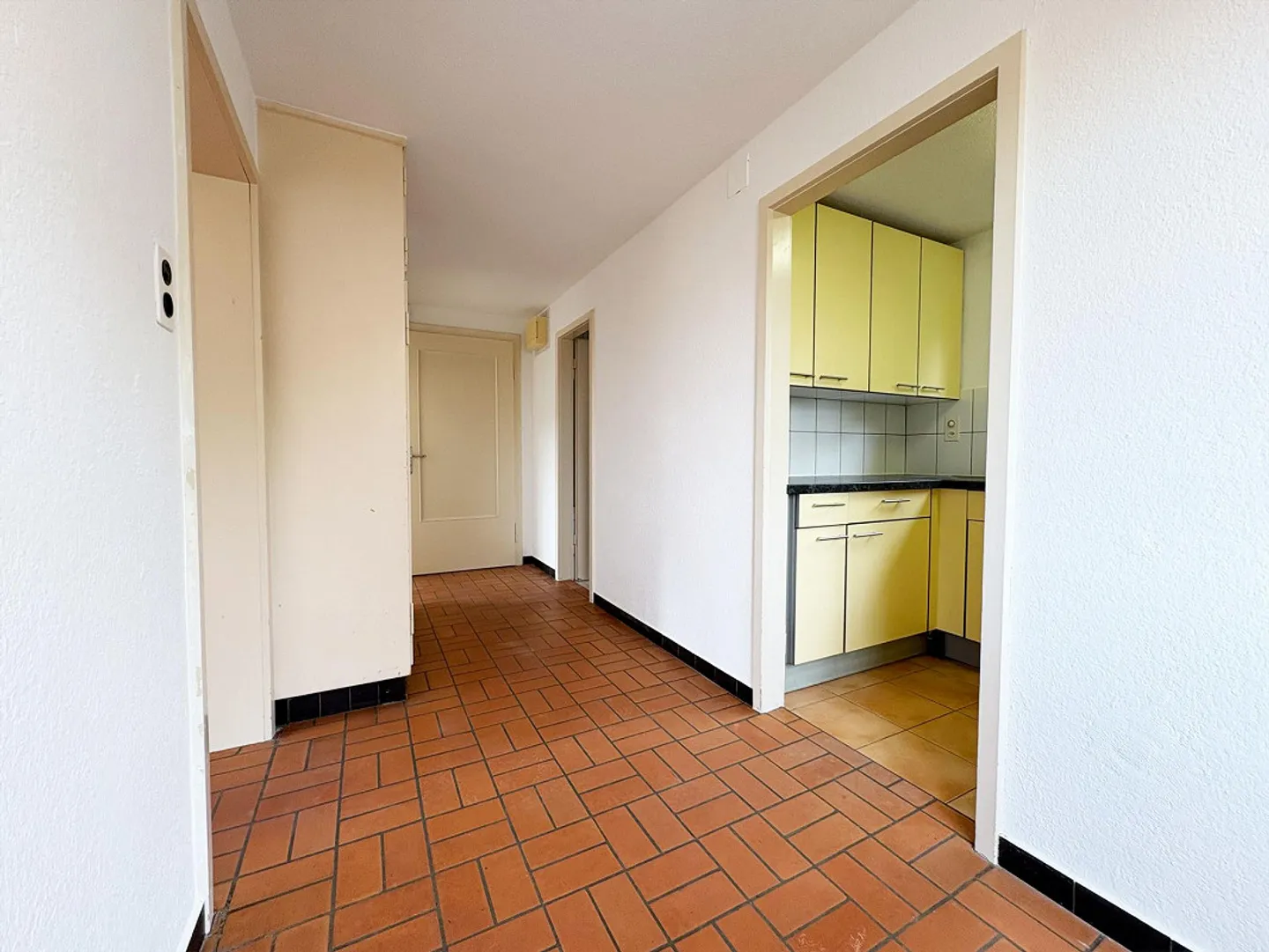 Geräumige 2,5 Zimmer Wohnung im Grünau-Quartier - Foto 10 von 10