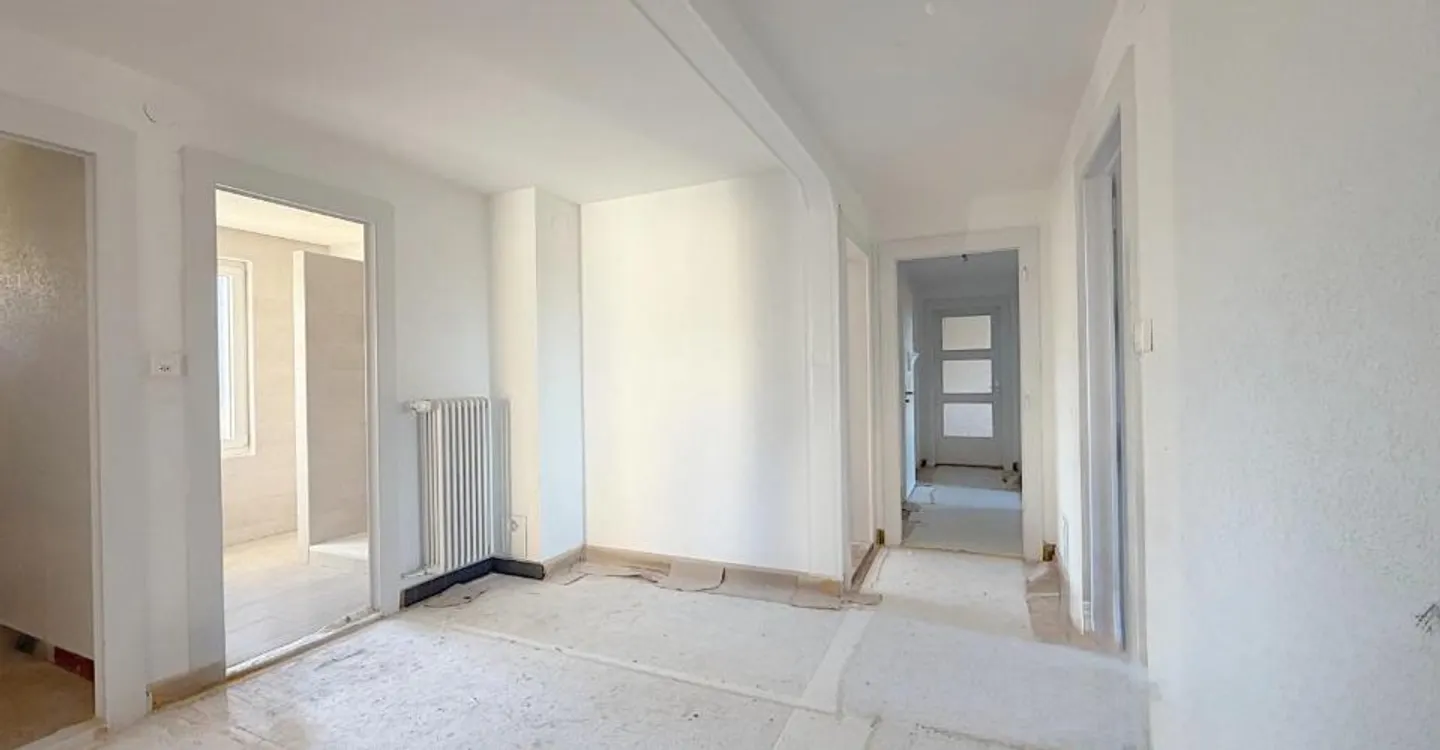 Geräumige 5-Zimmer-Wohnung in Pomy - Foto 3 von 13