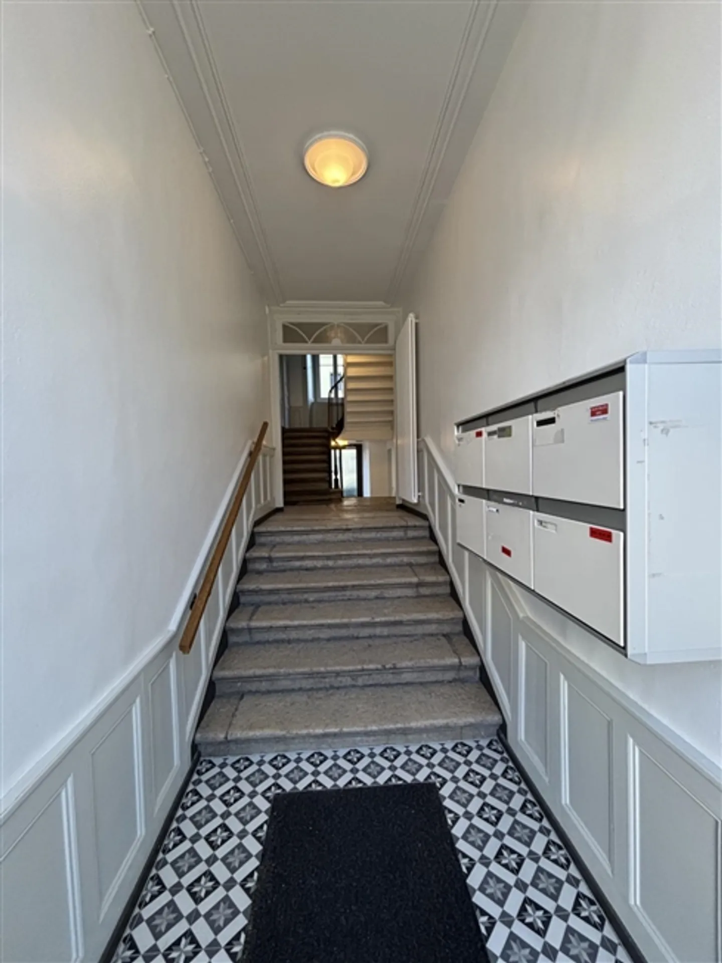 Ufficio luminoso nel centro di La Chaux-de-Fonds - Foto 9 di 9