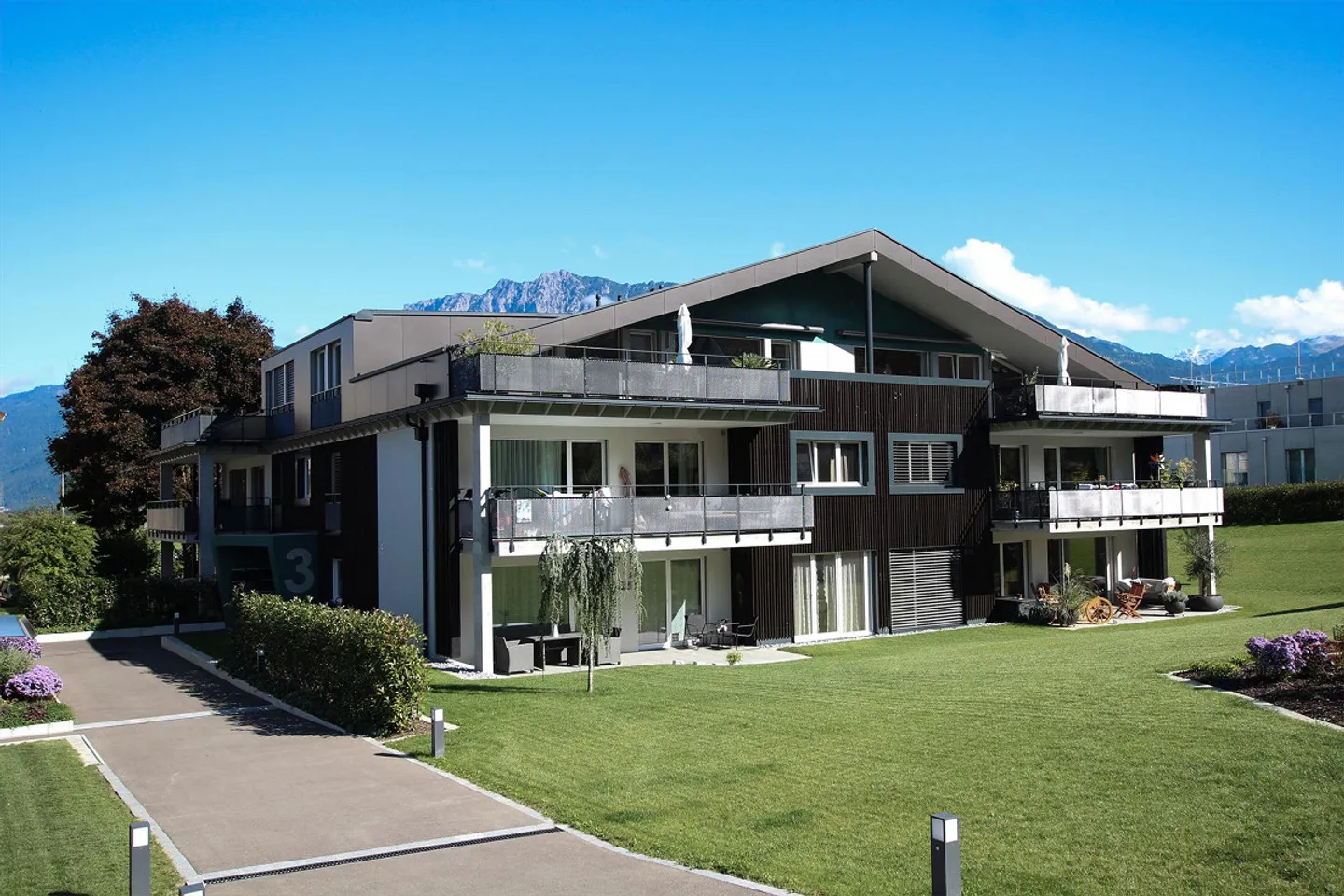 Attractive penthouse apartment with charm in the Rhine Valley - Photo 1 of 14