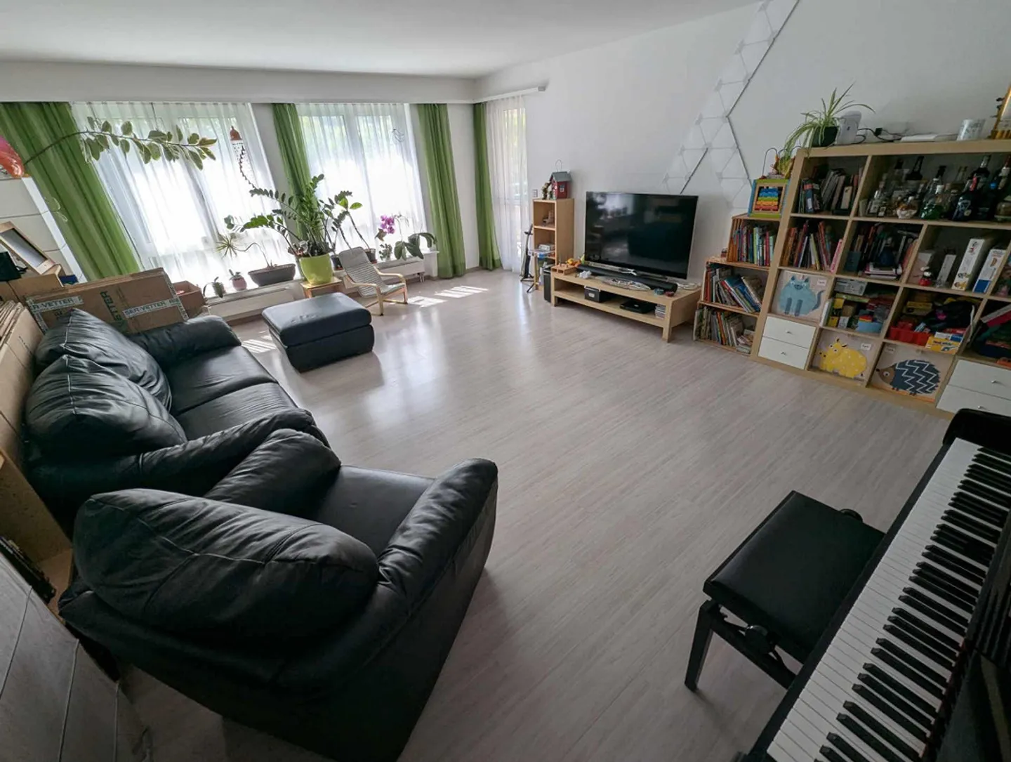 4.5-room apartment, 1st floor with large balcony - Photo 5 of 15