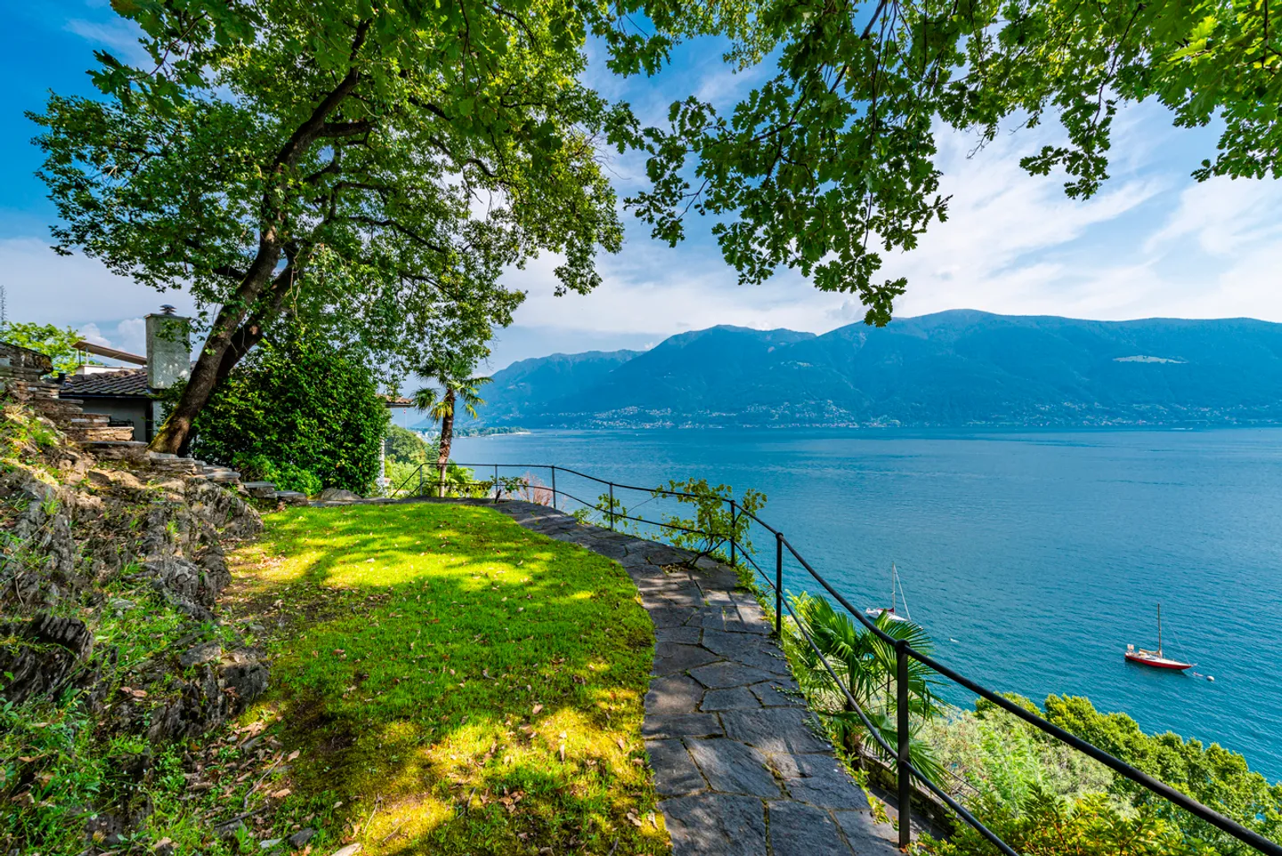 Villa "al Finestrone" im Schweizer Dorf von 2025 - Foto 5 von 17