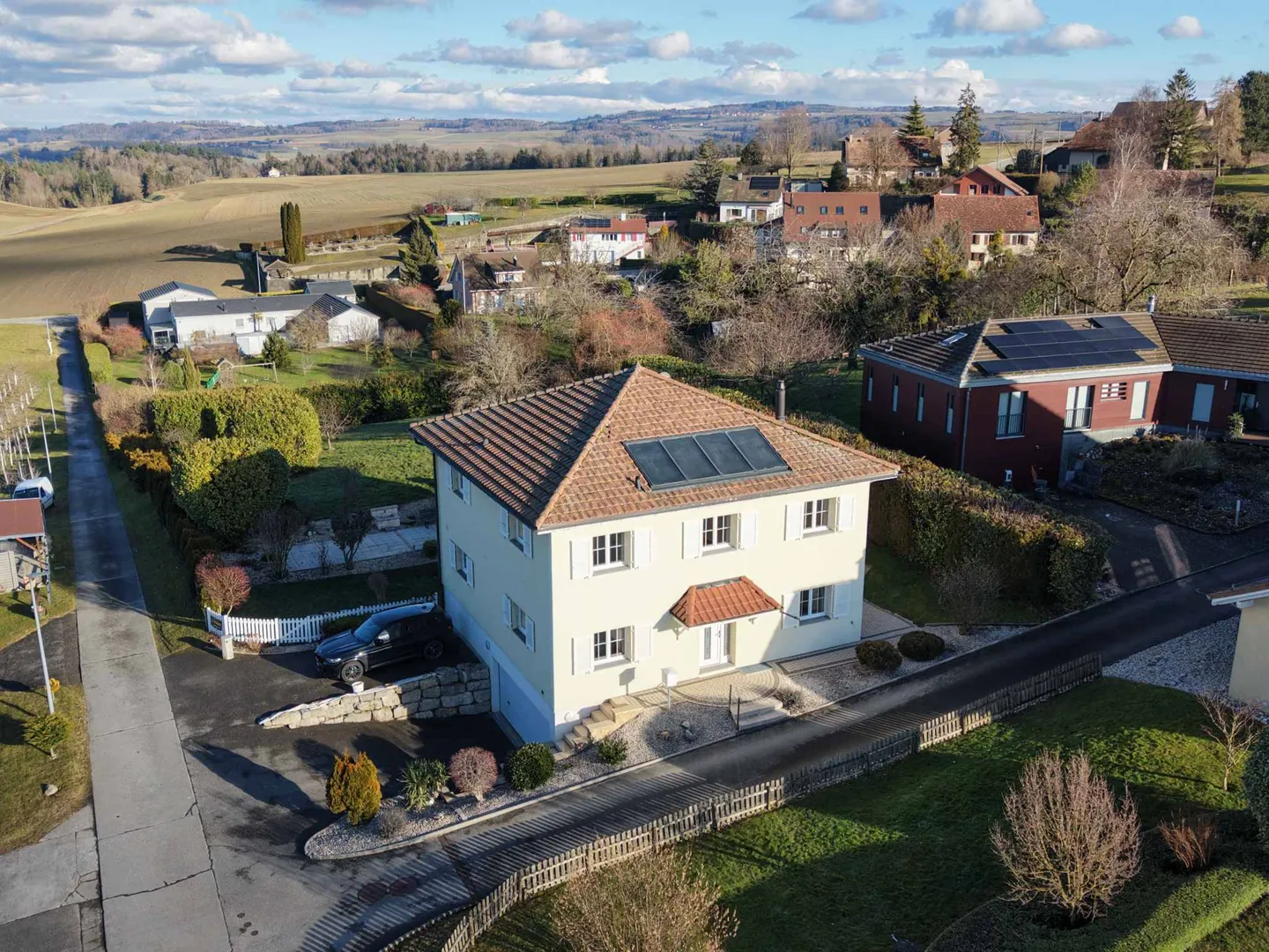 Charmante Villa in Ursins - Foto 1 von 13