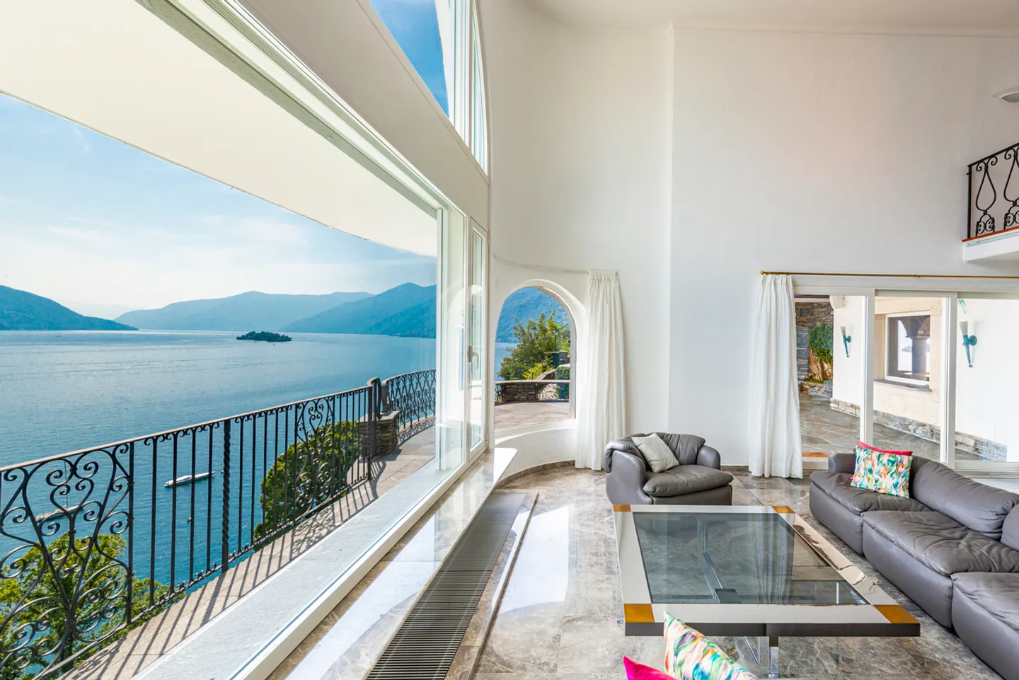 Villa "al Finestrone" im Schweizer Dorf von 2025 - Foto 10 von 17