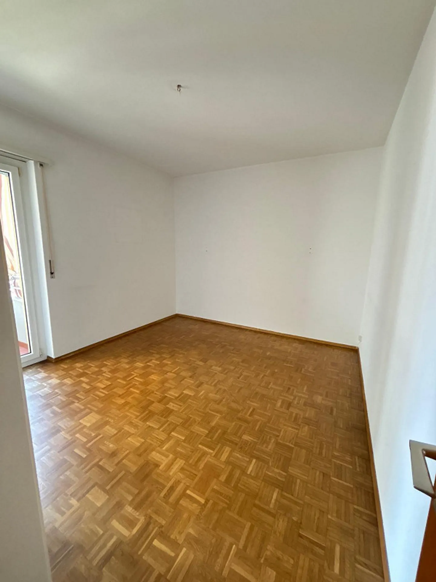 Cozy and bright 3-room apartment in Collina d'Oro - Photo 7 of 7