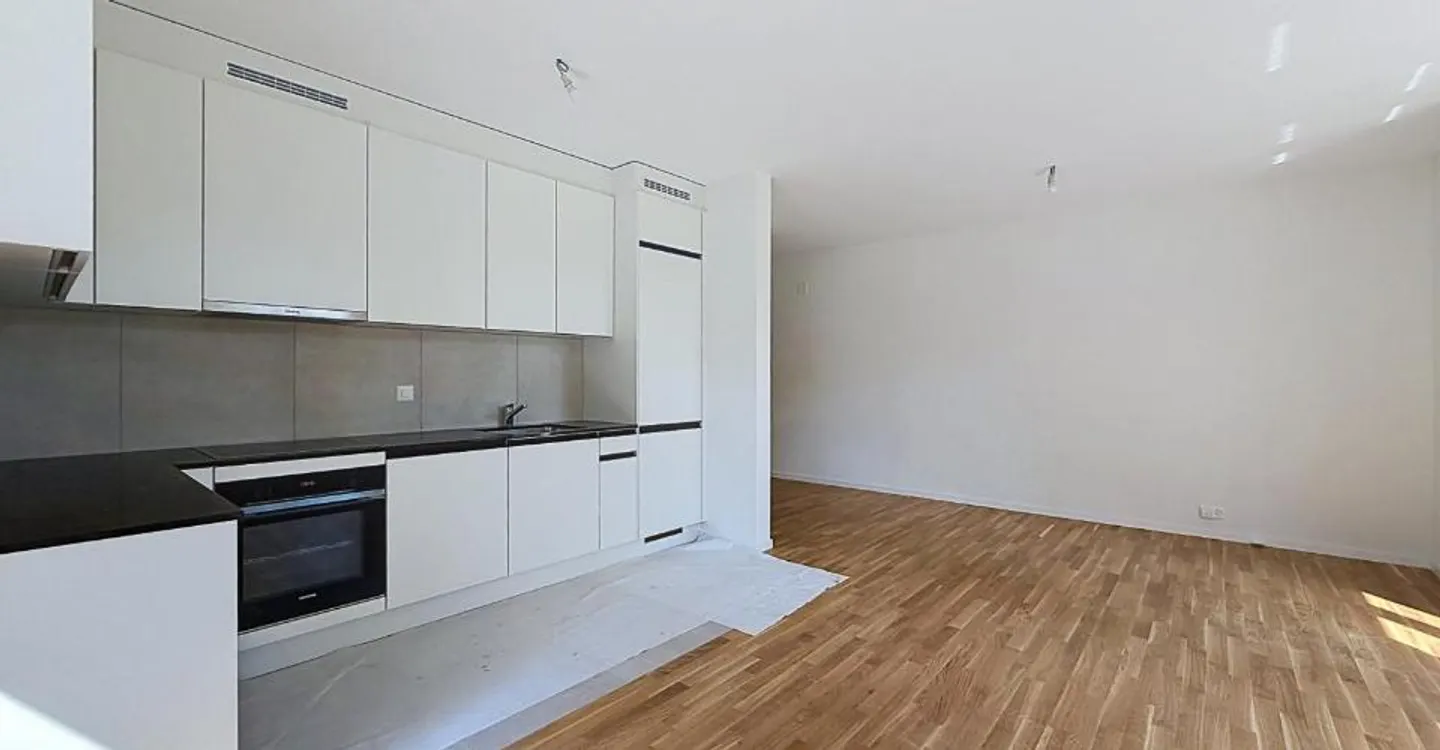 Charmant logement de 4 pièces au rez-de-chaussée - Photo 2 of 7