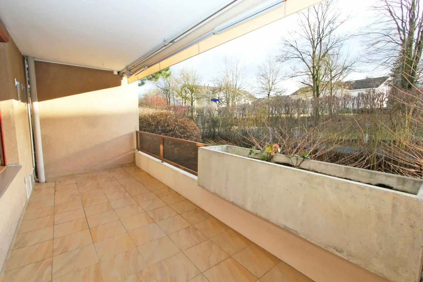 Binningen Nussbaumweg 16 - Photo 3 of 15