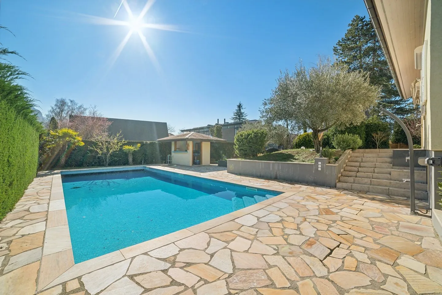 Charming villa in the heart of the village - Photo 7 of 7