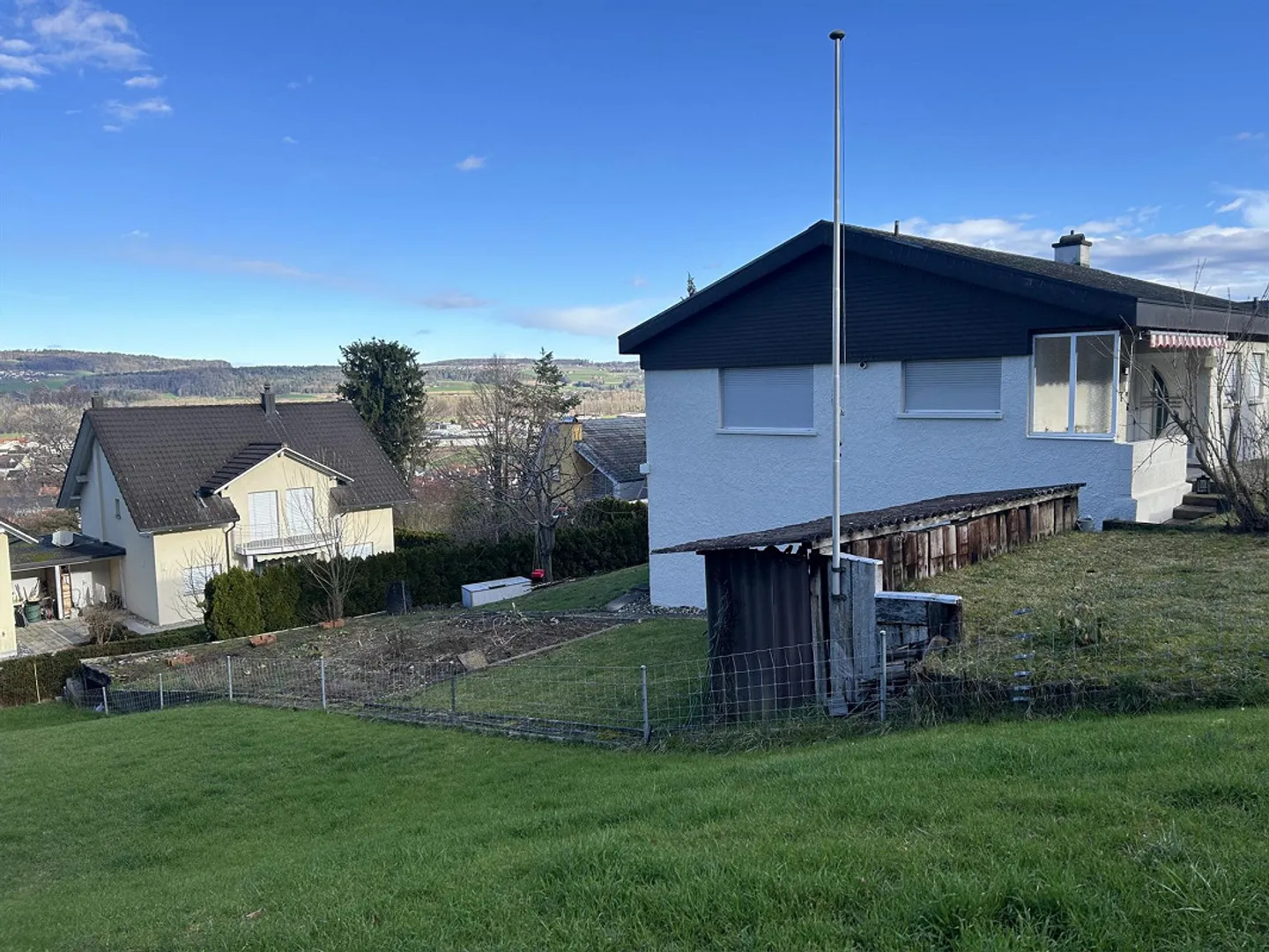 Detached 5.5-room single-family house with a lot of privacy - Photo 4 of 14